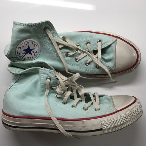 light blue converse sneakers